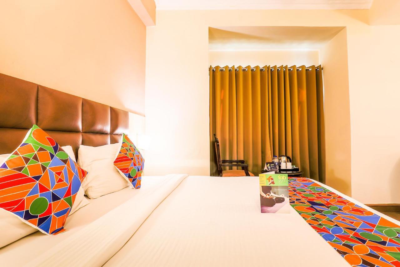 Fabhotel Conclave Boutique ニューデリー エクステリア 写真