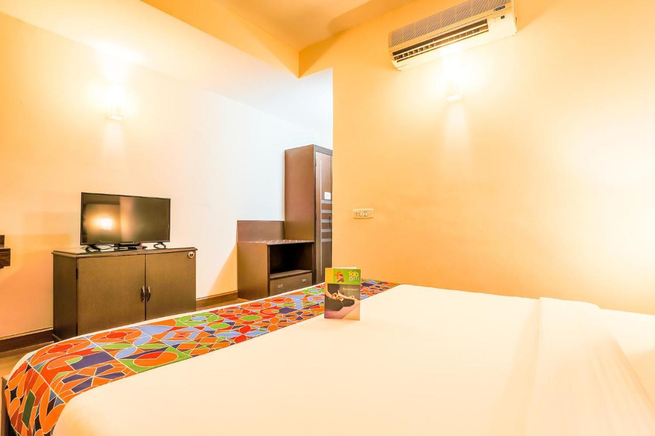 Fabhotel Conclave Boutique ニューデリー エクステリア 写真